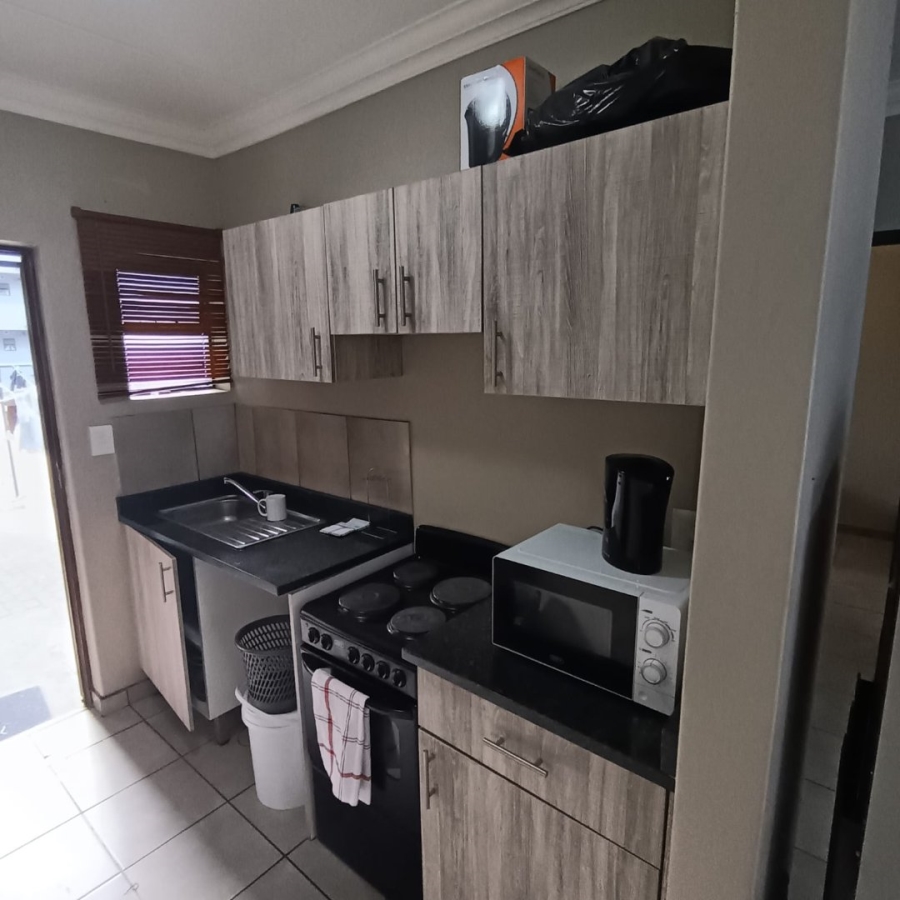 To Let 1 Bedroom Property for Rent in Belhar Western Cape